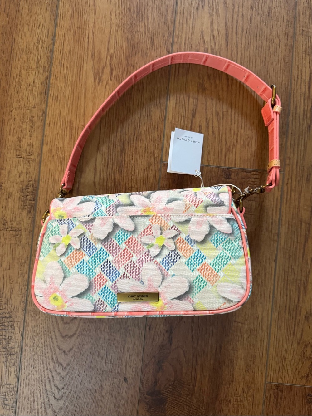Kurt Geiger Floral Appliqué Shoulder Bag in Pink - Picture 2 of 7